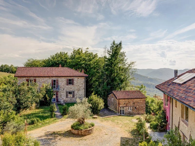 Independent house Cortemilia - photo 1