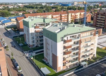 Three-room apartment Agrate Brianza - photo 2