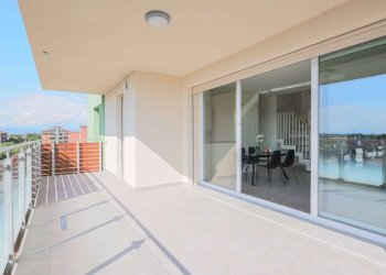 Three-room apartment Agrate Brianza - photo 6