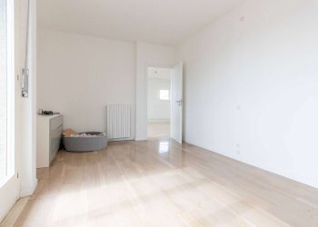 Three-room apartment Lissone - photo 8