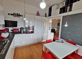 Quadrilocale Ge-Sestri BORZOLI Via Venzano 13, Genova (zona Borzoli) - foto 1