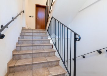 Four-room apartment Via callas, Vignola - photo 32