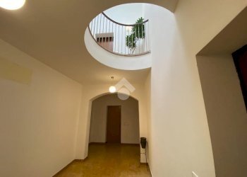 One-room apartment Via G. Ricci Signorini, Massa Lombarda - photo 3