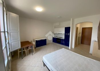 One-room apartment Via G. Ricci Signorini, Massa Lombarda - photo 5