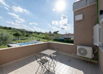 Foto 5 - Villa Via Castelchiodato
 
42, Mentana - foto 5