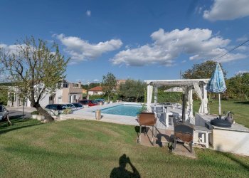 Foto 3 - Villa Via Castelchiodato
 
42, Mentana - foto 3