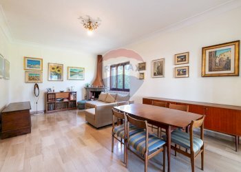 Sala da pranzo - Villa Via Giovanni Bolzoni
 
9, Roma - foto 4
