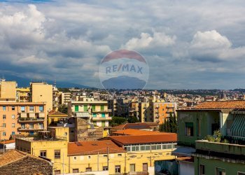 Edificio all\'aperto - Quadrilocale Via Marchese
 
8, Catania - foto 2