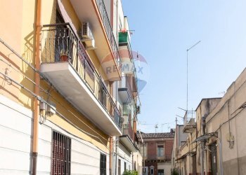 Edificio all\'aperto - Quadrilocale Via Marchese
 
8, Catania - foto 4