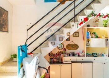 Scale - Quadrilocale Via Marchese
 
8, Catania - foto 22