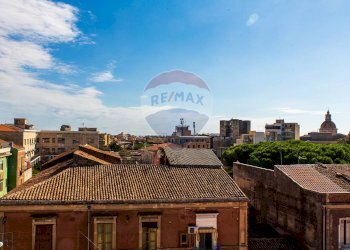 Edificio all\'aperto - Quadrilocale Via Marchese
 
8, Catania - foto 35