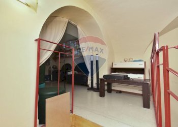 Scale - Locale Commerciale Via Bicocca
 
22, Catania - foto 7