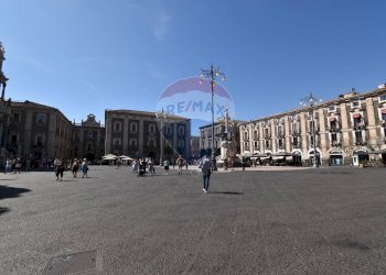 Edificio all\'aperto - Locale Commerciale Via Bicocca
 
22, Catania - foto 23