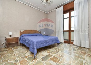 Camera / camera da letto - Quadrilocale Via Adelaide Bruno Alessi
 
26, Santa Maria di Licodia - foto 12