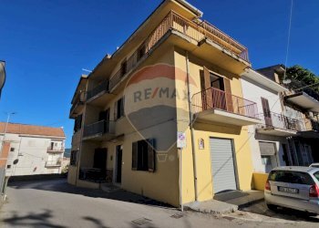 Edificio all\'aperto - Casa indipendente Via Serrone
 
2, Centola - foto 56