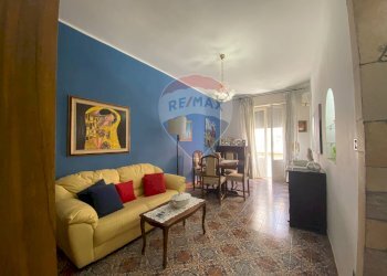 Sala da pranzo - Quadrilocale Via Siracusa
 
166/A, Siracusa - foto 1