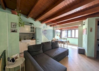 Sala da pranzo - Casa indipendente Via Sacerdote Cabibbo
 
21, Ragusa - foto 1