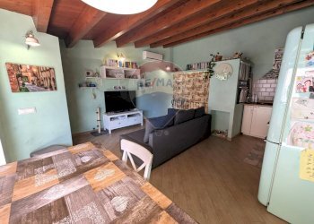 Sala da pranzo - Casa indipendente Via Sacerdote Cabibbo
 
21, Ragusa - foto 14