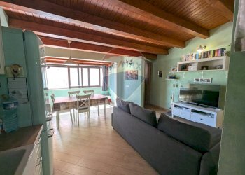 Sala da pranzo - Casa indipendente Via Sacerdote Cabibbo
 
21, Ragusa - foto 15