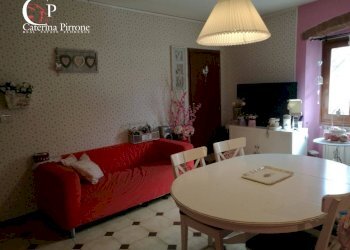 Foto 1 - Trilocale via Giuseppe Garibaldi
 
10, Dicomano - foto 1