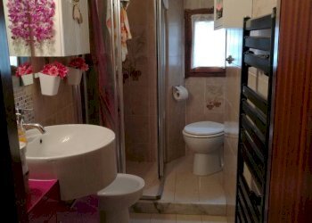 Foto 9 - Trilocale via Giuseppe Garibaldi
 
10, Dicomano - foto 9