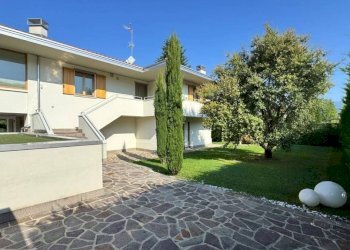 Giardino - Villa via Montecchi, 16C, Gorlago - foto 2