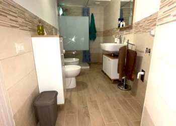 Bagno - Warehouse via Santo Janni, Formia - photo 5