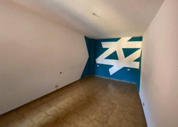 Camera da letto - Two-room apartment piazza Sant'Agostino, 16, Carmagnola - photo 12