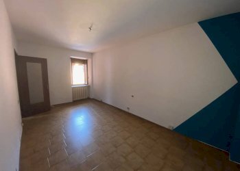 Camera da letto - Two-room apartment piazza Sant'Agostino, 16, Carmagnola - photo 16