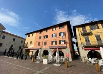 Facciata - Two-room apartment piazza Sant'Agostino, 16, Carmagnola - photo 20