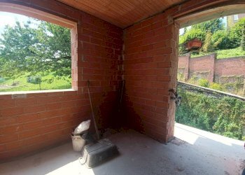 Stanza non arredata - Casa indipendente via Sant'Evasio, 7, Mondovì - foto 5