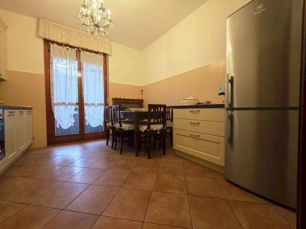 Cucina - Quadrilocale via Mario Colombi Guidotti, Parma - foto 1