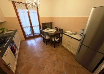 Cucina - Quadrilocale via Mario Colombi Guidotti, Parma - foto 2