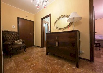 Ingresso - Quadrilocale via Mario Colombi Guidotti, Parma - foto 4