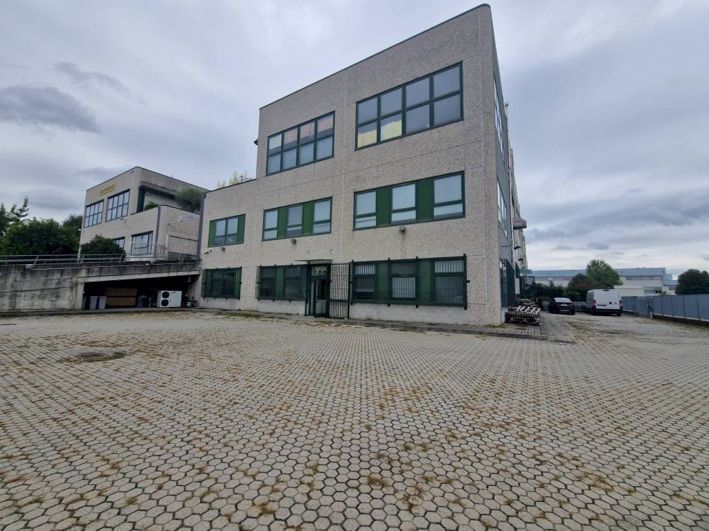Facciata - Capannone via Guglielmo Marconi, Settimo Milanese - foto 2
