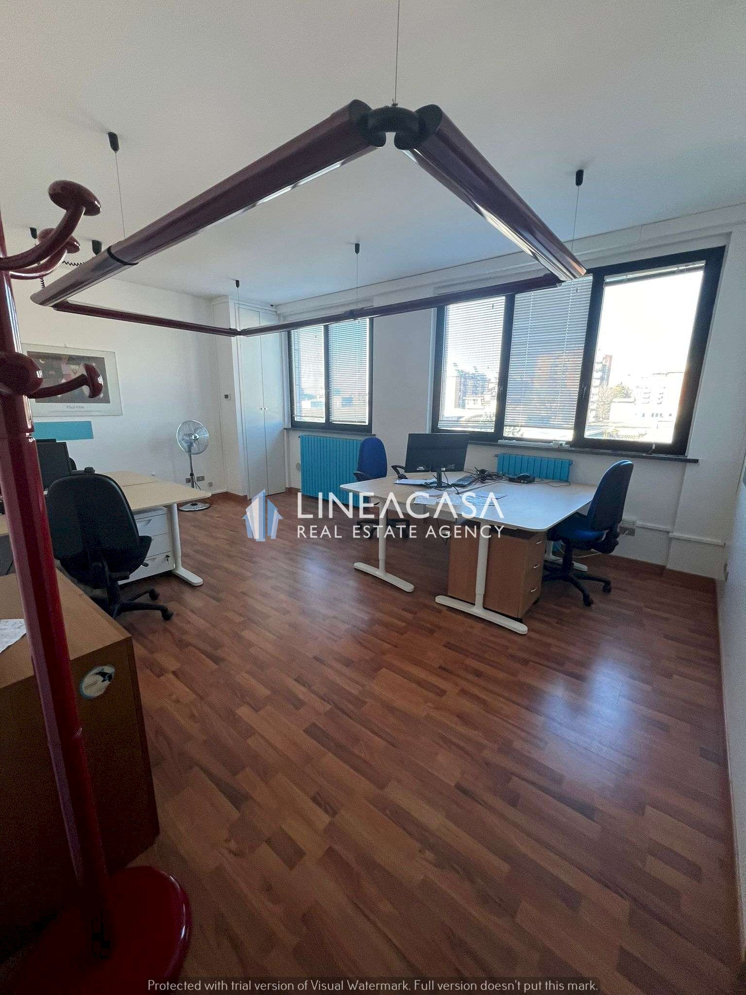 Ufficio via Bernini 5/7, Corsico - foto 1