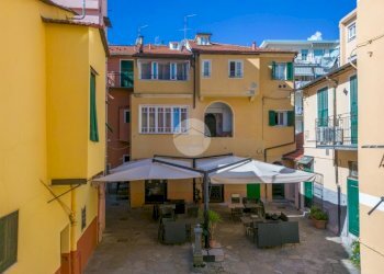 Quadrilocale Via Sant'Antonio, Imperia - foto 14