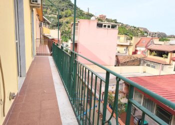 Four-room apartment Via San Nicolò, Messina - photo 7