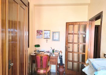 Four-room apartment Via San Nicolò, Messina - photo 9