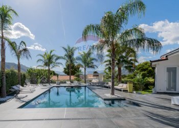 Piscina - Villa Via Dei Feaci
 
3, Palermo - foto 12