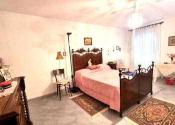 Camera da letto - Rustico piazza Guglielmo Marconi, 5, Vigliano d'Asti - foto 8