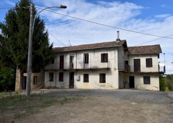 Facciata - Rustico Regione Sconi, Cassinasco - foto 10
