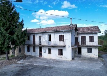 Facciata - Rustico Regione Sconi, Cassinasco - foto 3