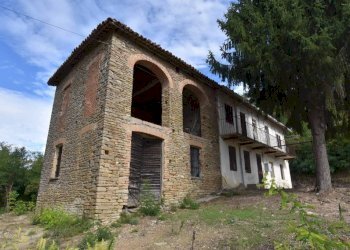 Facciata - Rustico Regione Sconi, Cassinasco - foto 4
