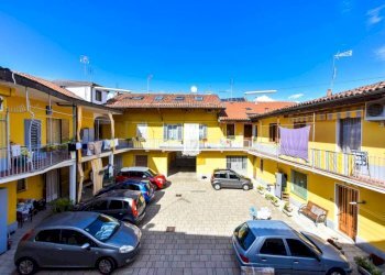 Cortile interno - Quadrilocale via Camillo Saccarelli, 15, Venaria Reale - foto 35