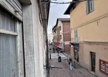 Balcone - Four-room apartment via Gardezzana, Carmagnola - photo 11