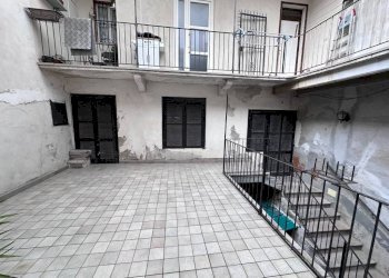Cortile interno - Four-room apartment via Gardezzana, Carmagnola - photo 14