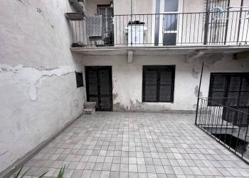 Cortile interno - Four-room apartment via Gardezzana, Carmagnola - photo 15