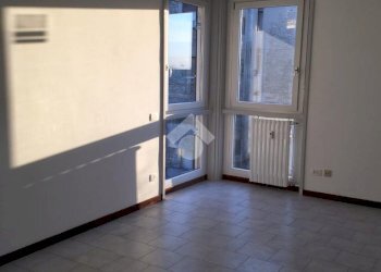 Two-room apartment Seconda strada torre, Pioltello - photo 1