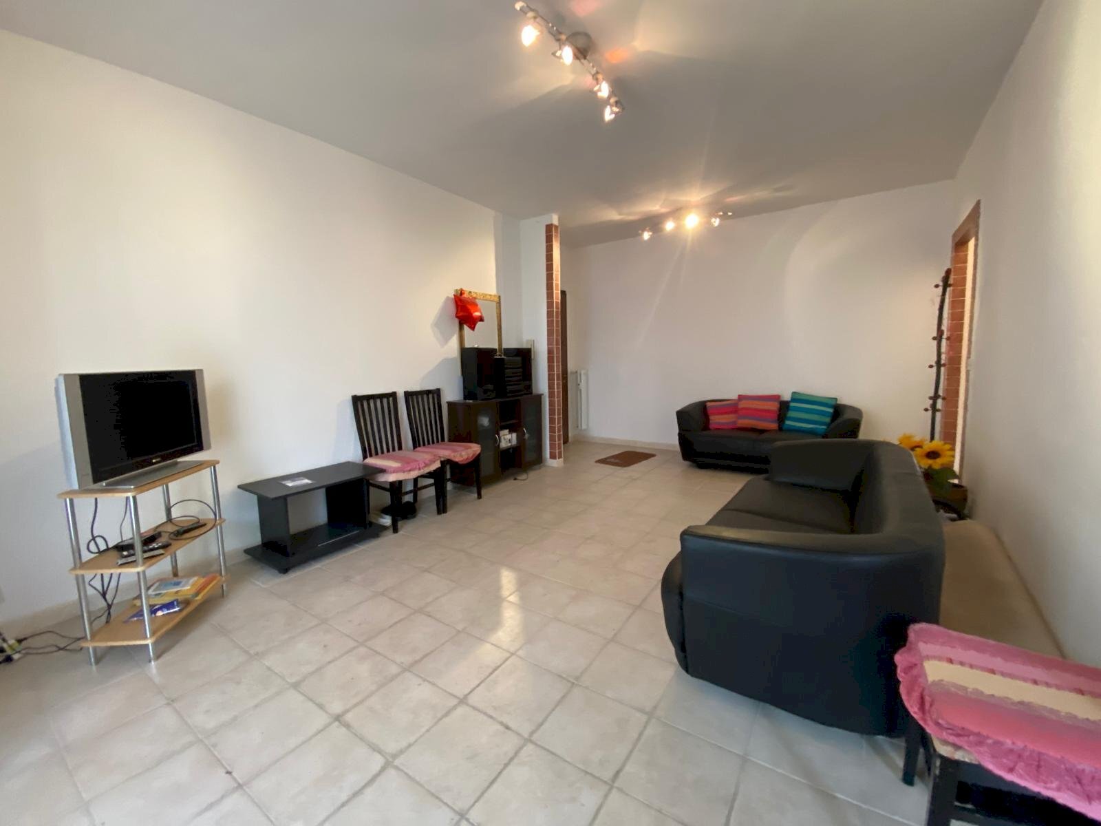 soggiorno - Quadrilocale via Roma, 8, Perosa Argentina - foto 3